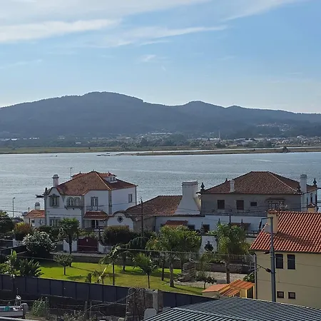 Mira Rio Caminha